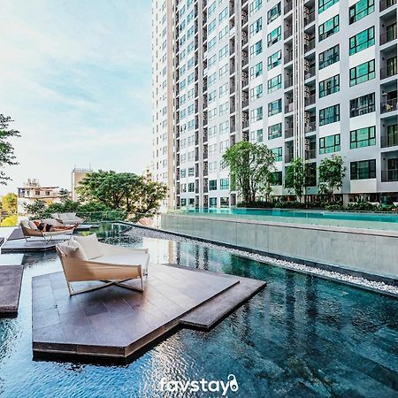Favstay - The Base Central Pattaya Bagian luar foto