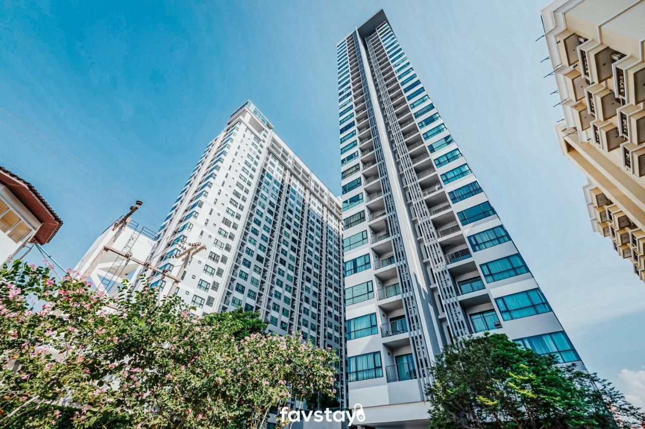 Favstay - The Base Central Pattaya Bagian luar foto