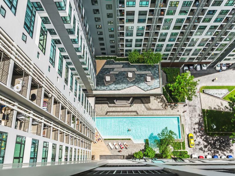 Favstay - The Base Central Pattaya Bagian luar foto
